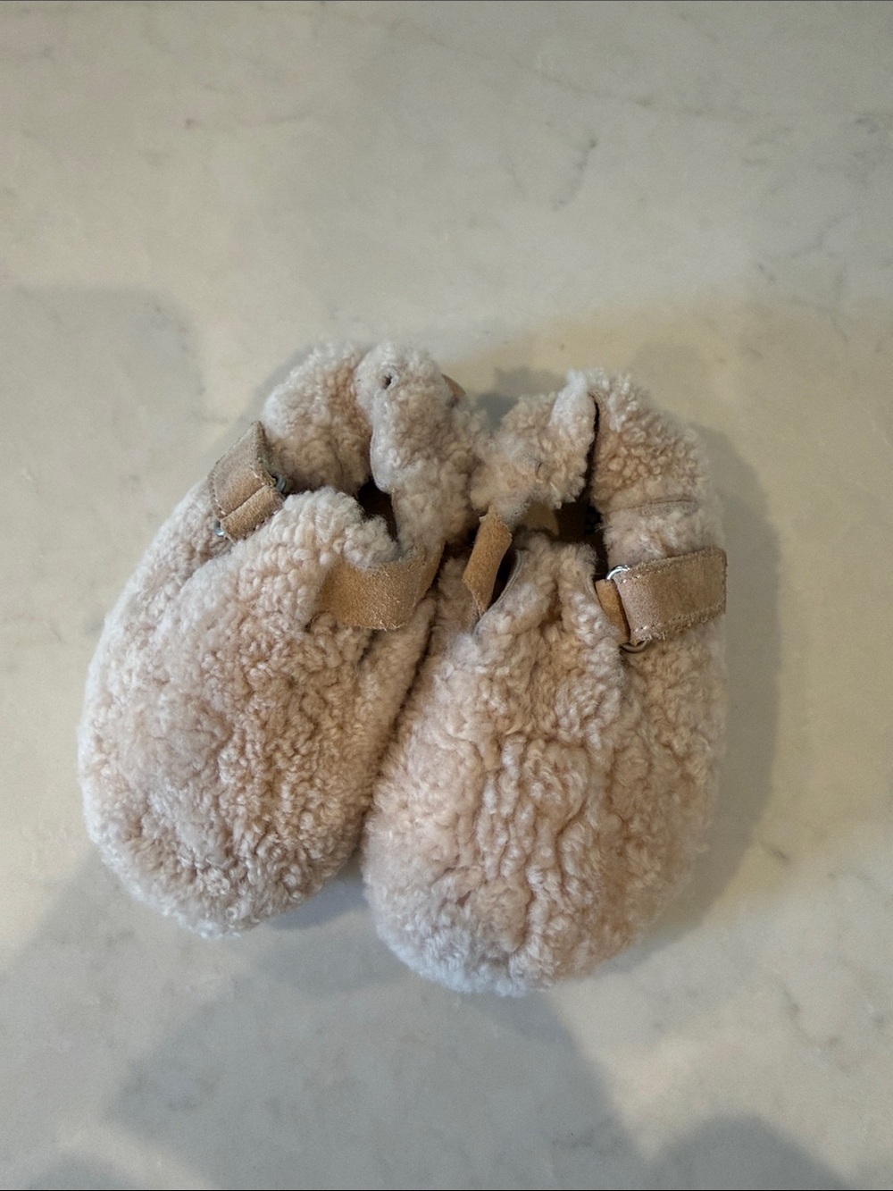 Zara Plush Shearling Baby clogs in Cream